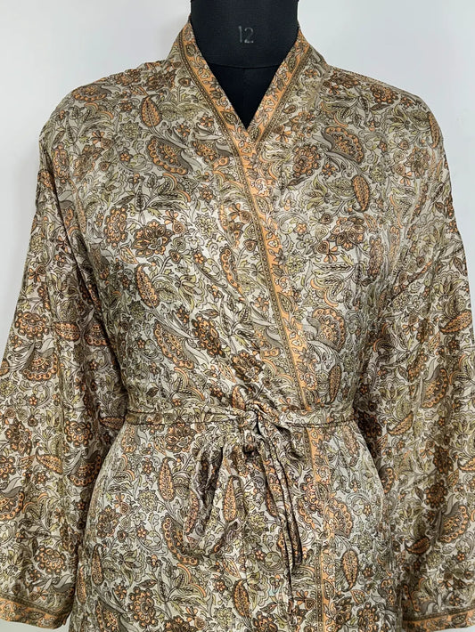 Recycle Silk Sari Women Kimono | Boho Chic Robe House | Beach Cover Up Vintage Bridesmaid Lounge Dressing Gown l Resort Wear Gypsy Nightwear