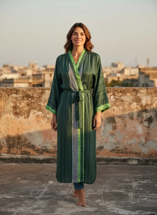 Recycle Silk Sari Women Kimono | Boho Chic Robe House, Beach Cover Up Vintage Bridesmaid Lounge Dressing Gown l Resort Wear Gypsy Nightwear
