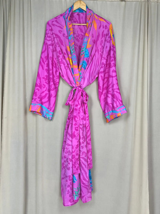 Recycle Silk Sari Women Kimono | Boho Chic Beach Cover Up Vintage Lounge Dressing Robe l Resort Wear Regal Gypsy House Robe | Pink Floral