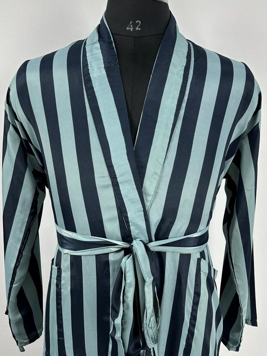 Men's Silk Kimono Bathrobe | Long Lightweight Lounge Robe with Pockets | One Size Comfortable Breathable Spa Resort Beach CoverUp Housecoat