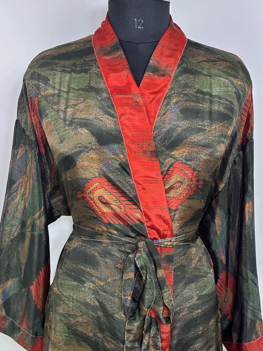 Recycle Silk Sari Women Kimono | Boho Chic Robe House | Beach Cover Up Vintage Bridesmaid Lounge Dressing Gown l Resort Wear Gypsy Nightwear