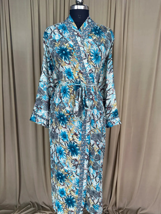 Recycle Silk Sari Women Kimono | Boho Chic Beach Cover Up Vintage Lounge Dressing Robe l Resort Wear Regal Gypsy House Robe | White Floral