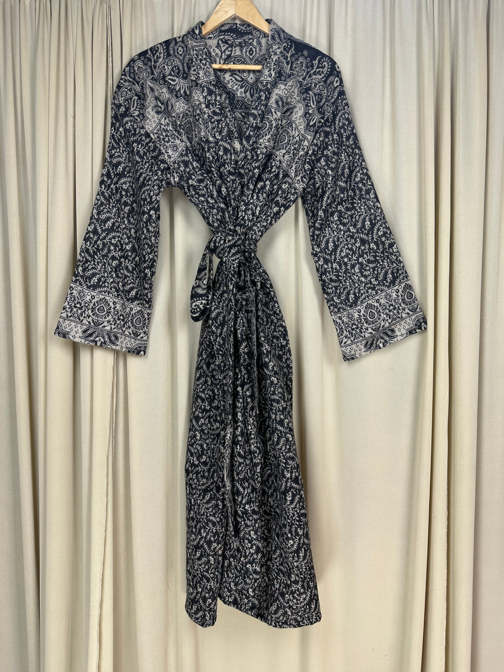 Yak Wool Blend Women Kimono Robe, Cozy Warm Winter Romance Loungewear | Black Floral Cardigan House Coat with Pockets, Quirky Christmas Gift