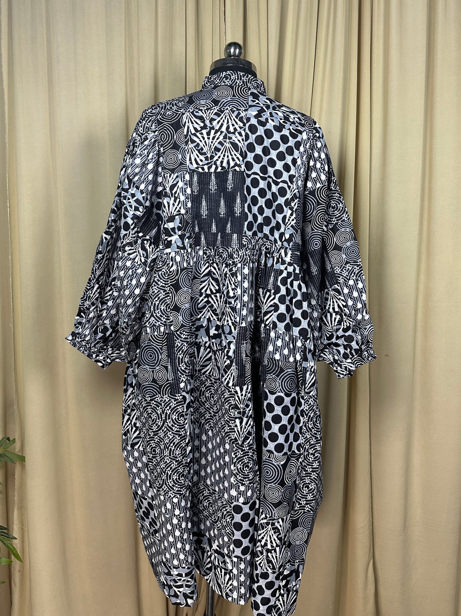 Black Patchwork Cotton Dress: Hand-Stitched Block Print, Fits XXL – The Eastern Loom Black Patchwork Cotton Dress: Hand-Stitched Block Print, Fits XXL – The Eastern Loom