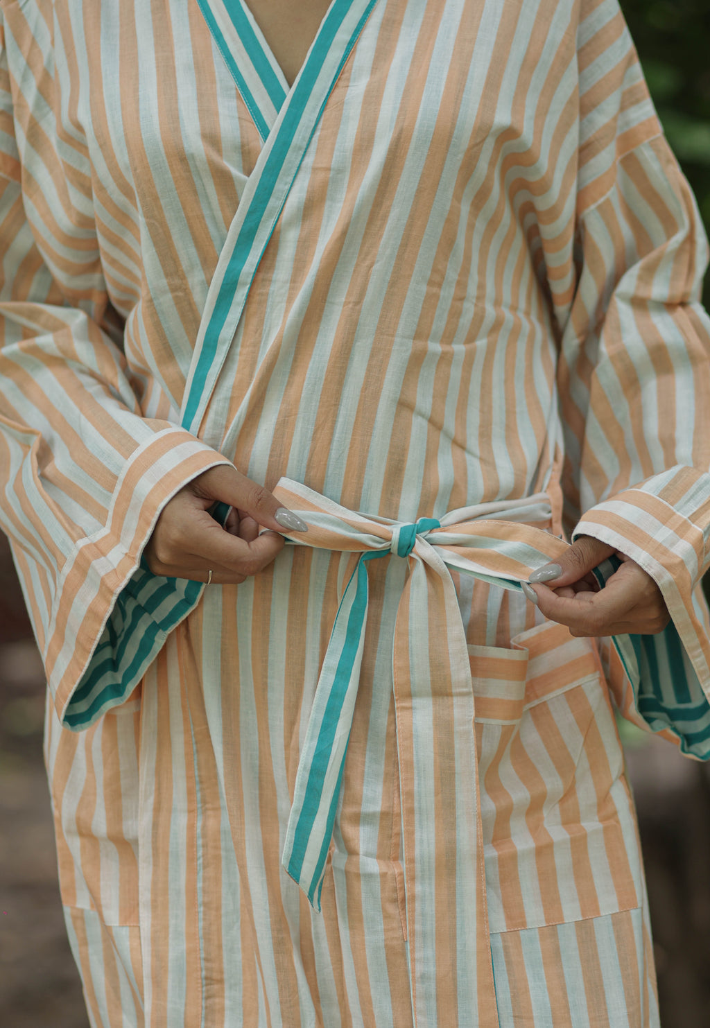 Women's reversible Cotton Kimono Robe in striped with pockets