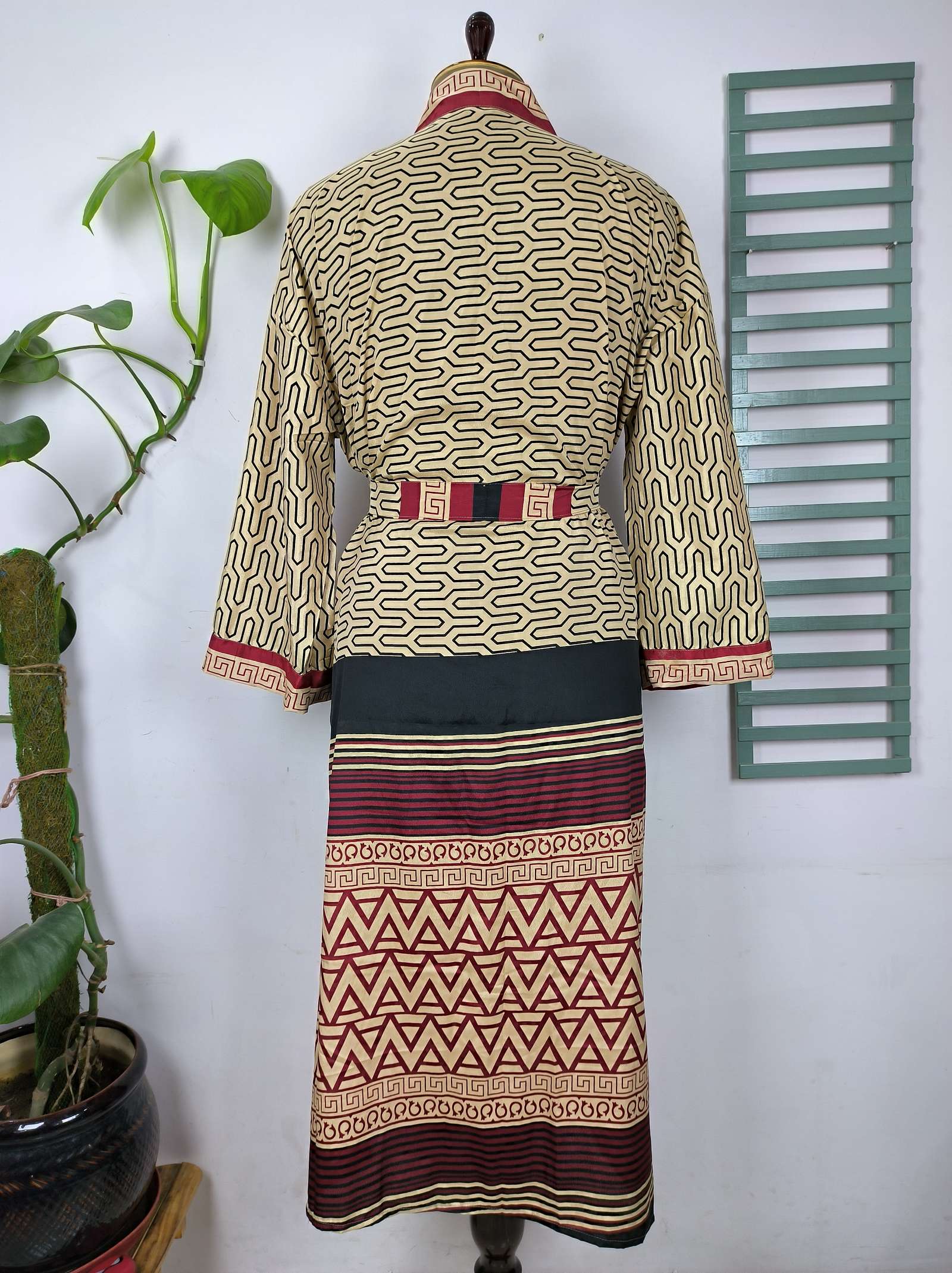 Upcycle Boho Chic Coverup Recycle Silk Sari Kimono Gorgeous Wardrobe Vintage Elegance House Robe | Duster Cardigan | Beige Black Geometric