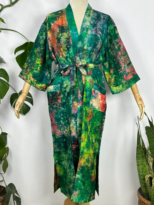 Upcycle Boho Chic Coverup Recycelter Seiden-Sari-Kimono | Vintage Elegance House Robe Duster Cardigan Strandüberzug Sarong | Tropisch geblümtes Sommerkleid Kaftan