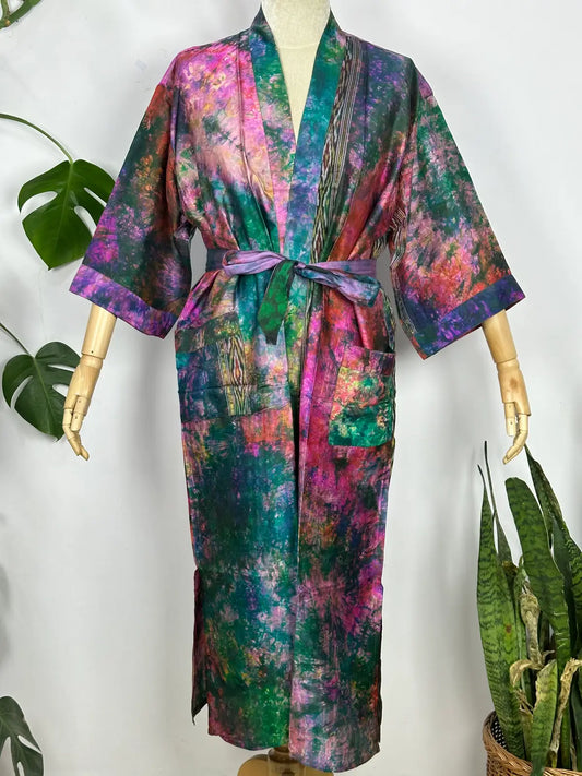 Upcycle Boho Chic Coverup Recycler Soie Sari Kimono | vintage Elegance House Robe Duster Cardigan Beach Cover Up Sarong | Caftan de robe d'été à fleurs tropicales