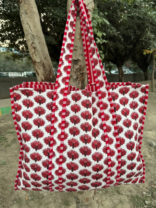 Quilted Cotton Extra Large Tote Bag, Reversible Weekender Shoulder Bag, Eco Friendly Sturdy Grocery Shopping Red White Floral