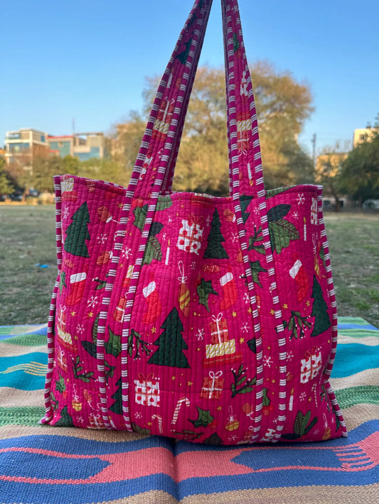 Quilted Cotton Extra Large Tote Bag, Reversible Weekender Shoulder Bag, Eco Friendly Sturdy Grocery Shopping Vibrant Pink Green Christmas Bag