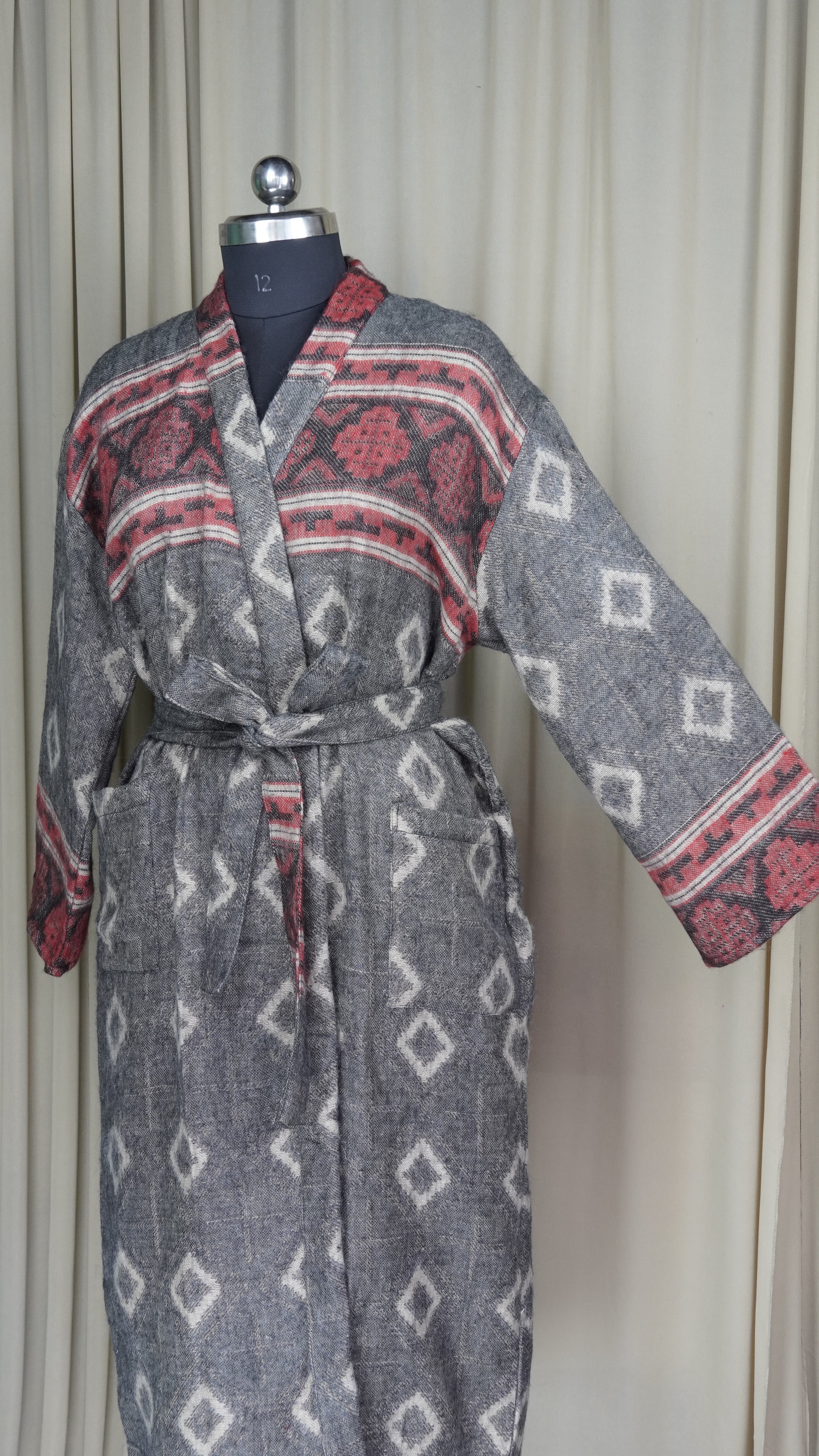 Yak Wool Blend Women Kimono Robe, Cozy Warm Winter Romance Loungewear, Gray Diamond Print Cardigan House Coat with Pockets, Quirky Christmas Gift