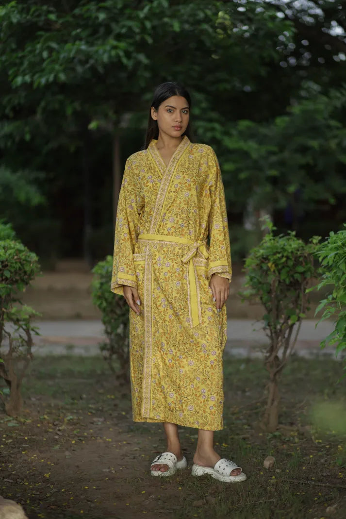 Women Kimono, Long Cotton Robe Floral Dressing Gown Boho Loungewear with Pockets, One Size Breathable Lightweight Fabric Beach Resort Outfit