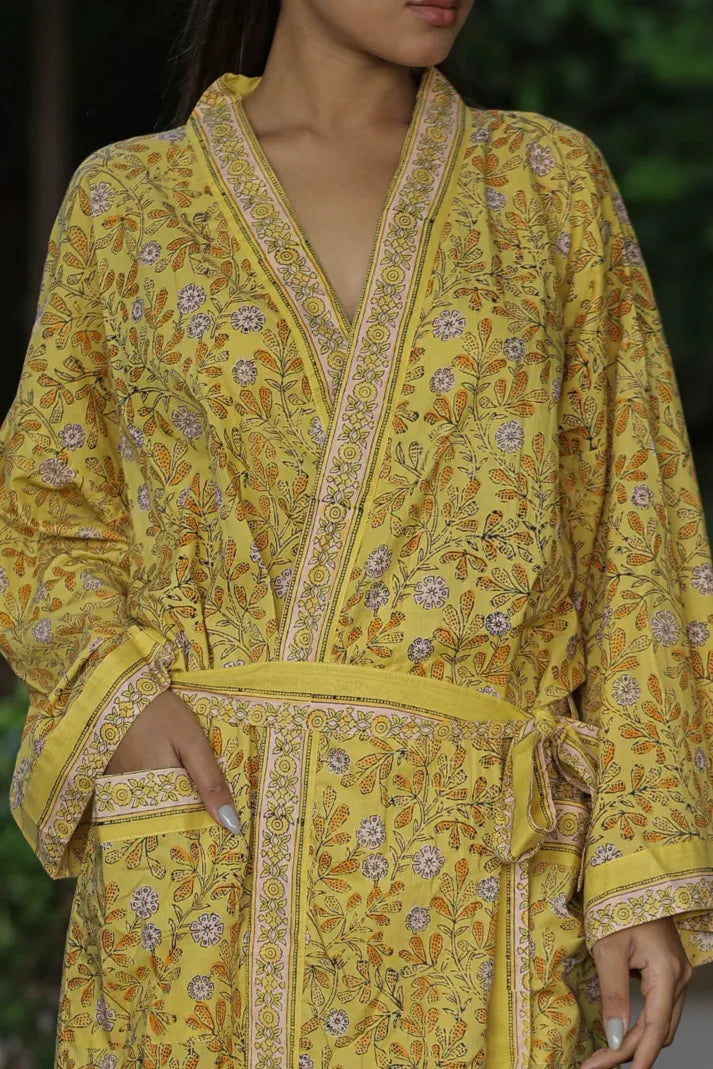 Women's Cotton Long Kimono Robe in floral with pockets