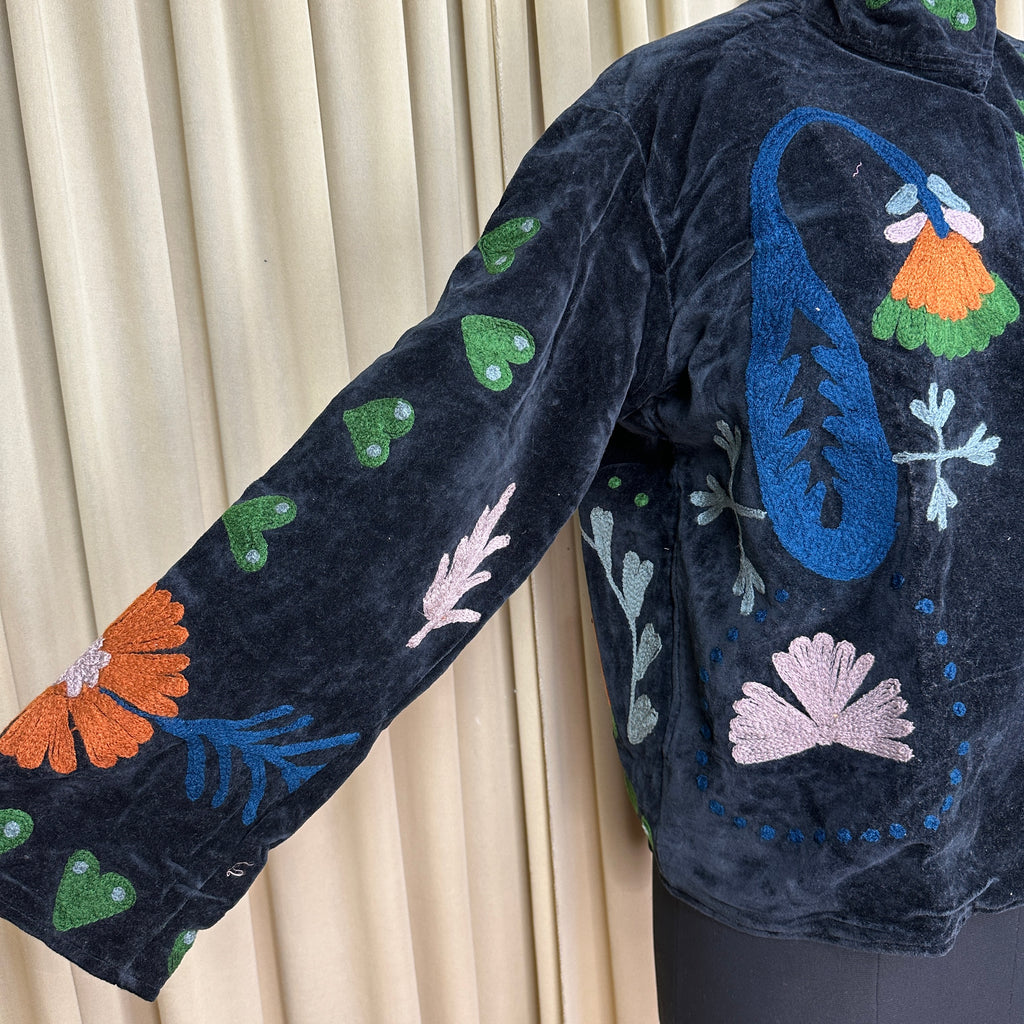 Boho Hand Embroidered Velvet Suzani Jacket, Black Floral Open Front Coat Winter Wear Free Size Robe Retro Chic Free Size Robe Blazer for Her