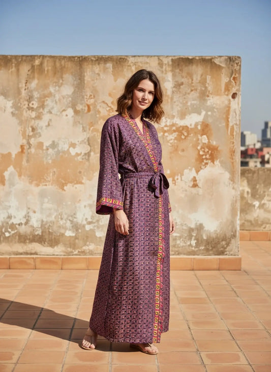 Recycle Silk Sari Women Kimono | Boho Chic Robe House, Beach Cover Up Vintage Bridesmaid Lounge Dressing Gown l Resort Wear Gypsy Nightwear
