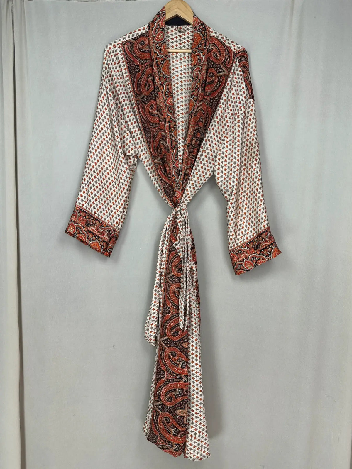Recycle Silk Sari Women Kimono | Boho Chic Robe House, Beach Cover Up Vintage Bridesmaid Lounge Dressing Gown l Resort Wear Gypsy Nightwear
