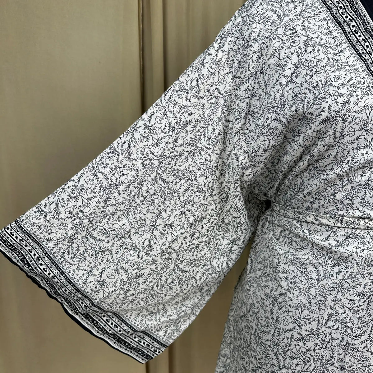 Vintage Silk Kimono Robe in floral