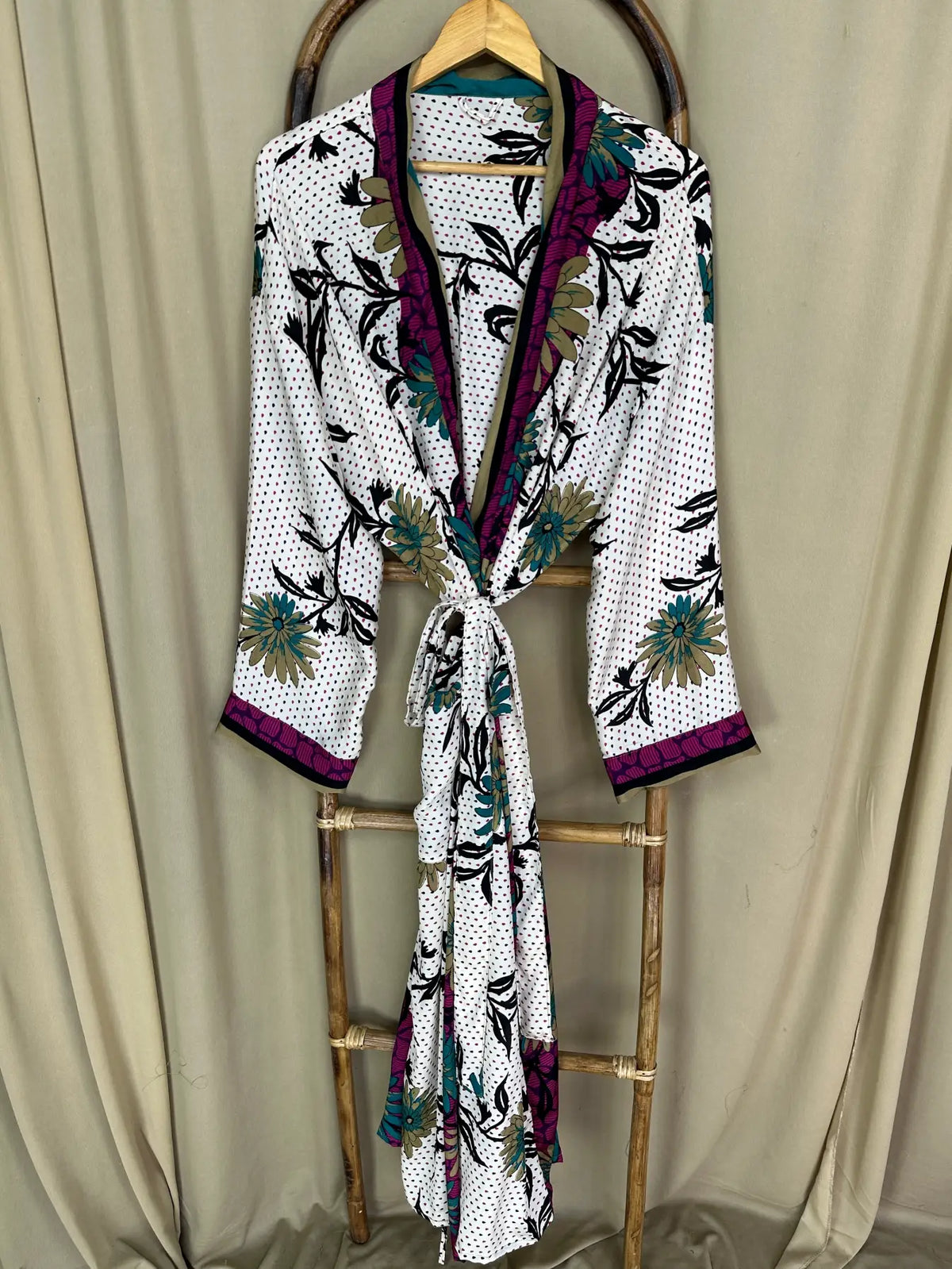 Recycle Silk Sari Women Kimono | Boho Chic Beach Cover Up Vintage Lounge Dressing Robe l Resort Wear Regal Gypsy House Robe | White Floral