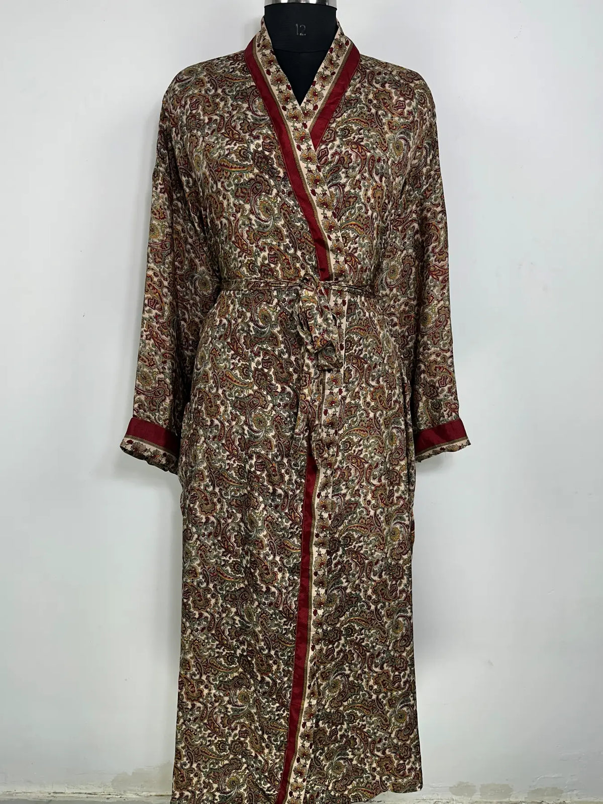 Recycle Silk Sari Women Kimono | Boho Chic Robe House | Beach Cover Up Vintage Bridesmaid Lounge Dressing Gown l Resort Wear Gypsy Nightwear