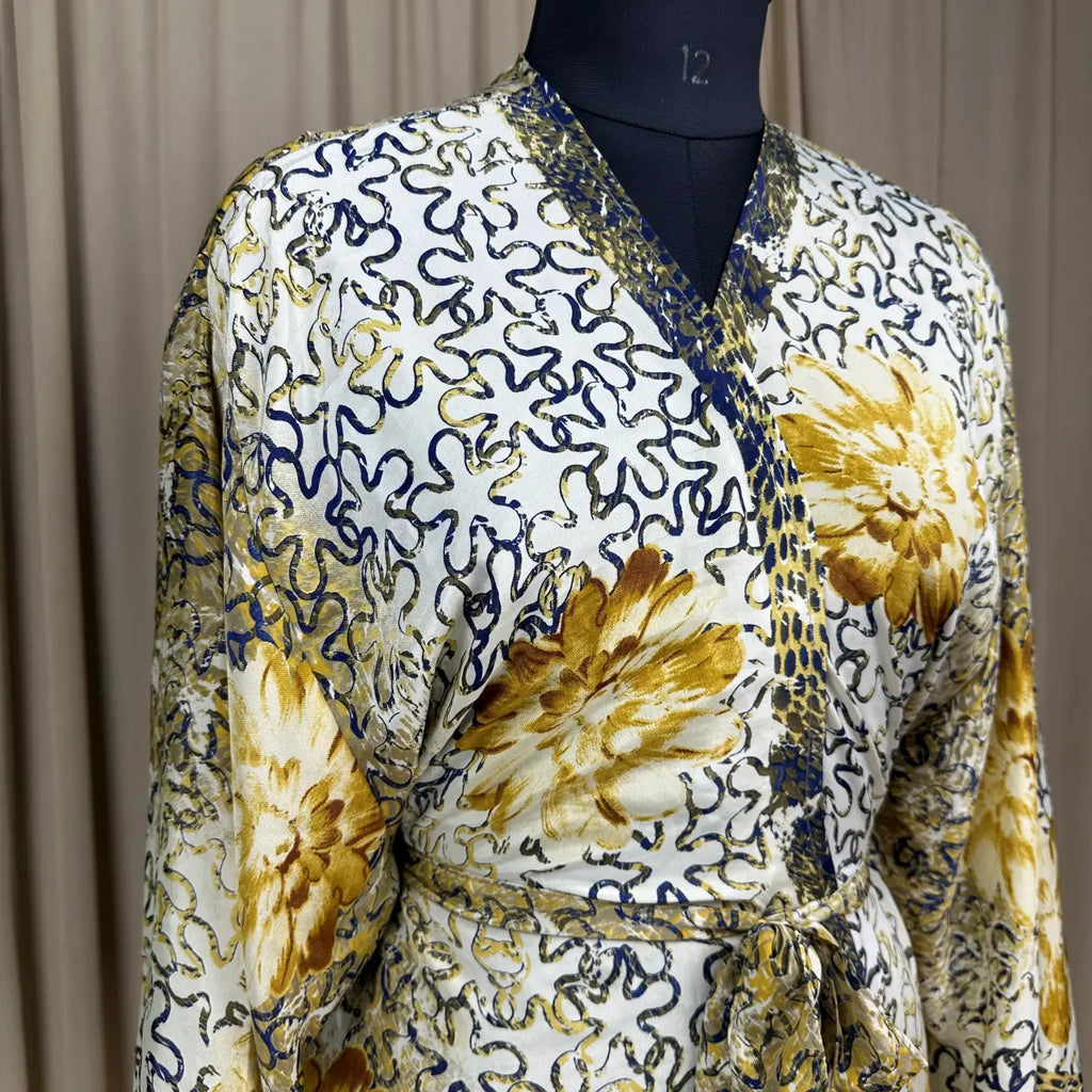 Vintage Silk Kimono Robe in floral