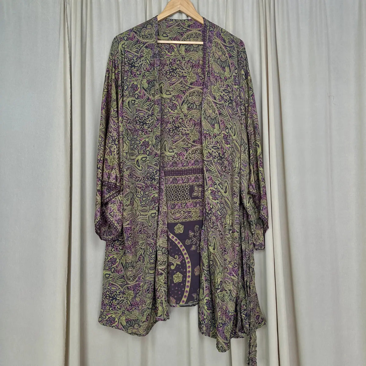 Vintage Silk Kimono Robe in floral