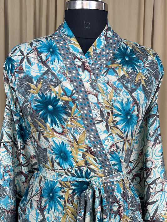 Recycle Silk Sari Women Kimono | Boho Chic Beach Cover Up Vintage Lounge Dressing Robe l Resort Wear Regal Gypsy House Robe | White Floral