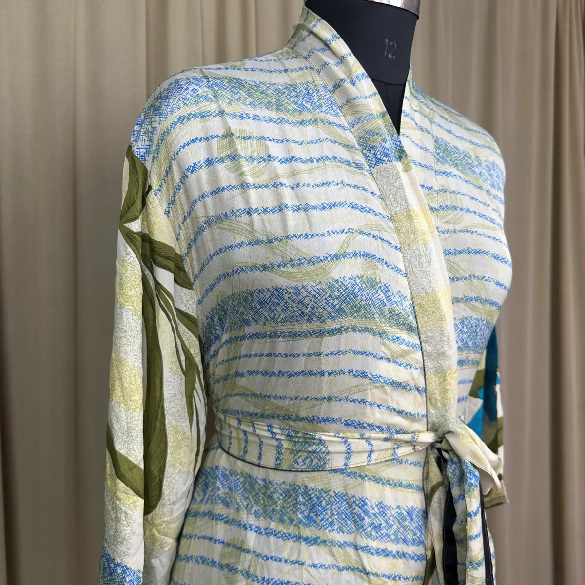 Vintage Silk Kimono Robe in floral