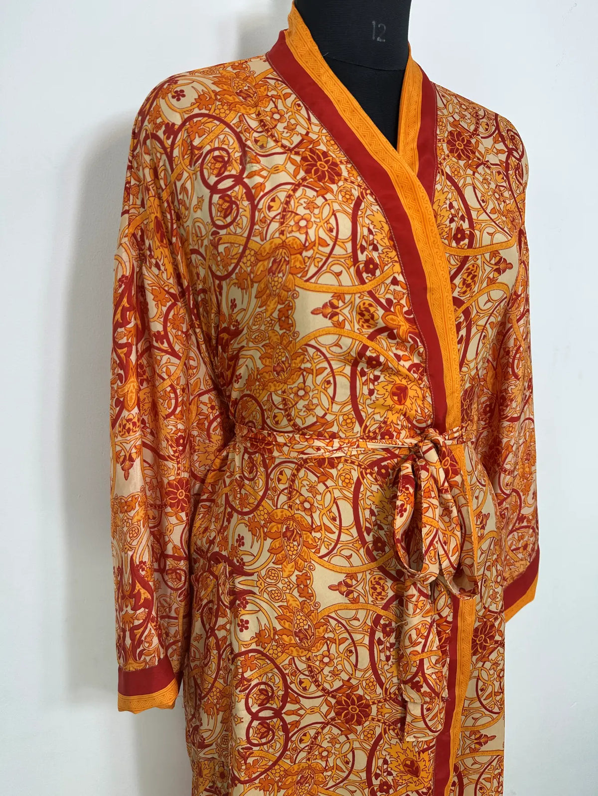 Recycle Silk Sari Women Kimono | Boho Chic Robe House | Beach Cover Up Vintage Bridesmaid Lounge Dressing Gown l Resort Wear Gypsy Nightwear