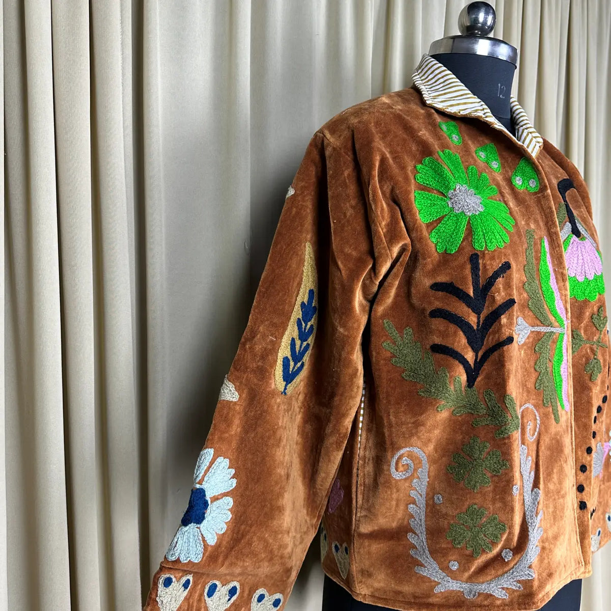 Boho Hand Embroidered Velvet Suzani Jacket, Brown Floral Open Front Coat Winter Wear Free Size Robe Retro Chic Free Size Robe Blazer for Her