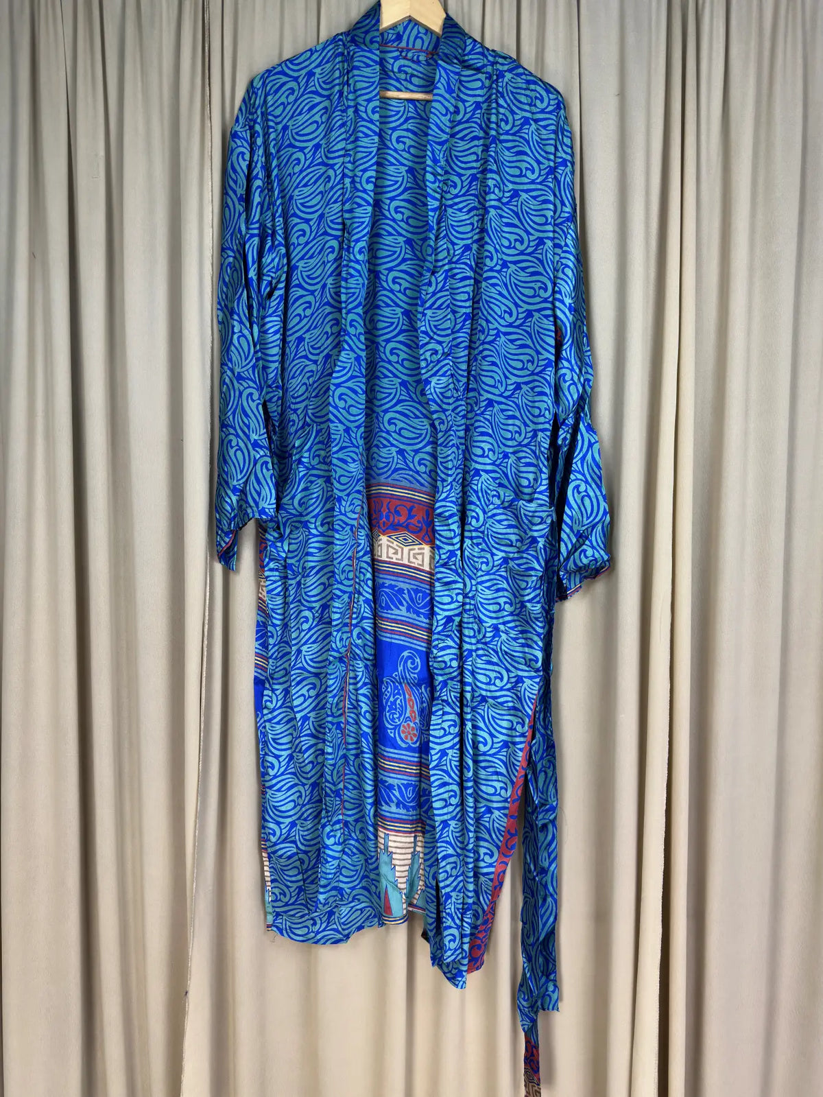 Silky Soft Menâ€™s Kimono Robe, Masculine Elegant Classic Sustainable Vintage House Robe gift, Timeless Comfy Lounge Beach Wear Blue Geometric