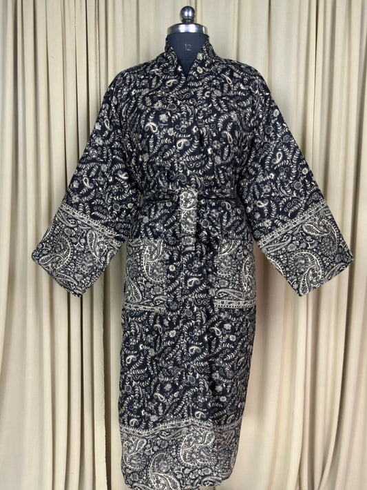 Yak Wool Blend Women Kimono Robe, Cozy Warm Winter Romance Loungewear, Black Paisley Cardigan House Coat with Pockets, Quirky Christmas Gift