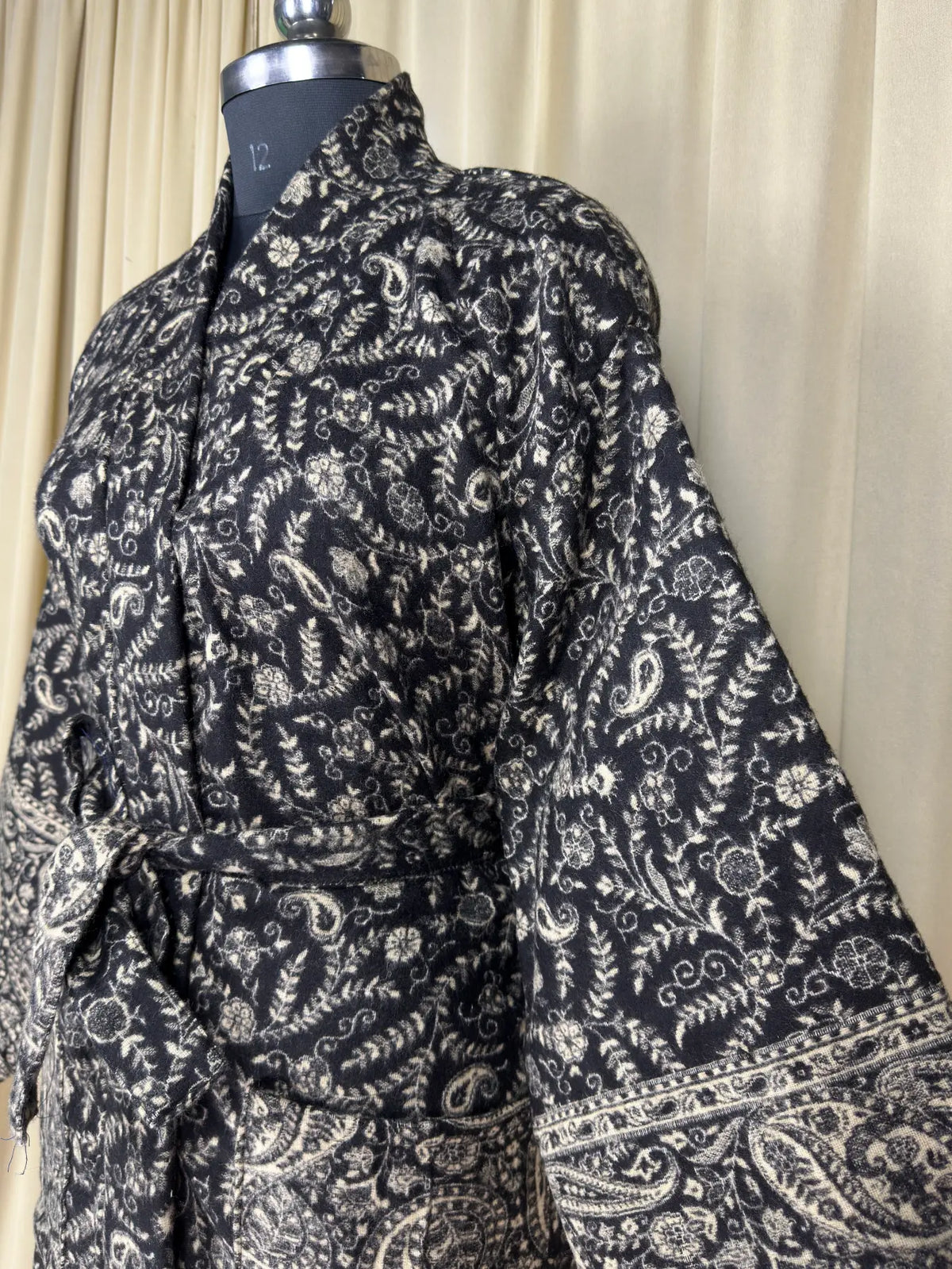 Women's Yak Wool Blend Kimono Robe in black paisley with pockets