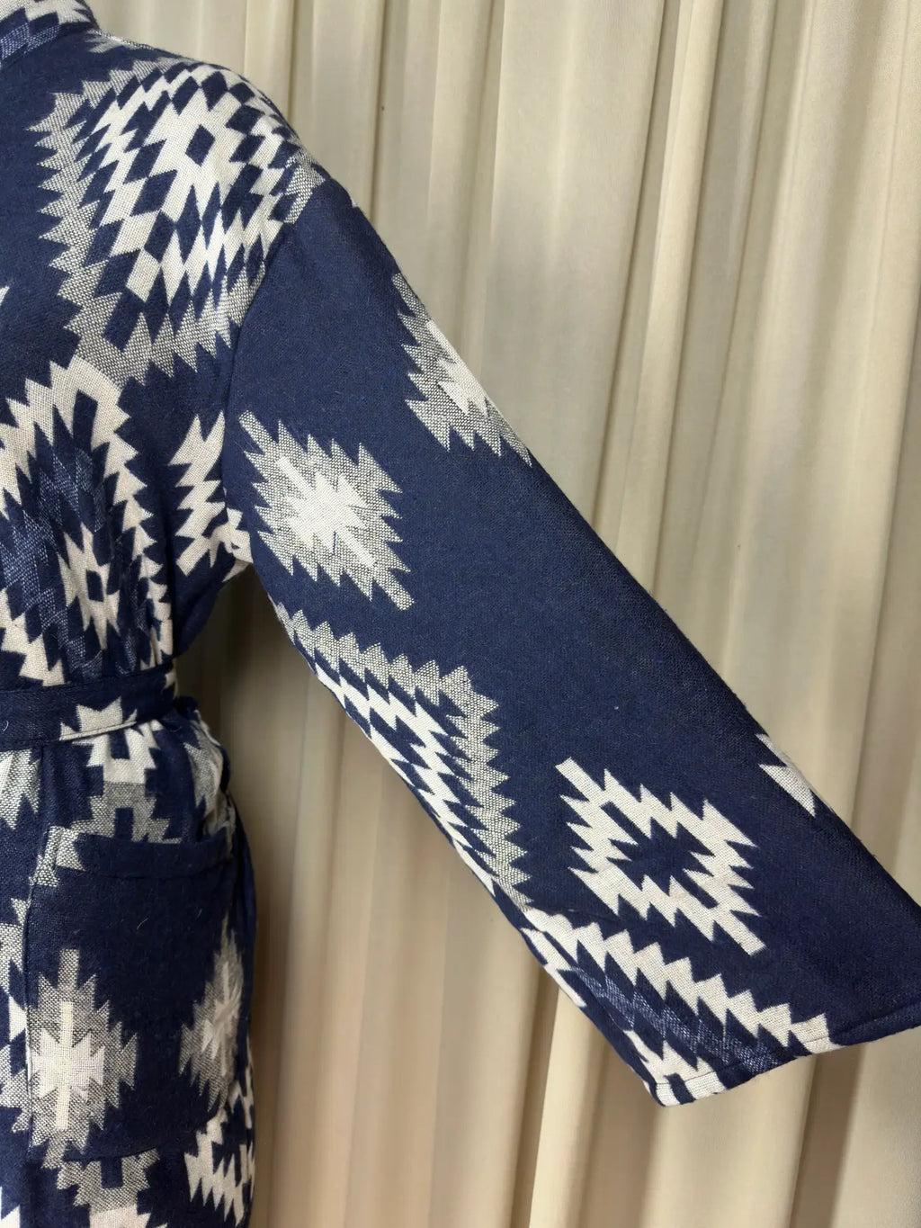 Yak Wool Blend Women Kimono Robe, Cozy Winter Romance Loungewear, Blue Diamond Print Cardigan House Coat with Pockets, Quirky Christmas Gift