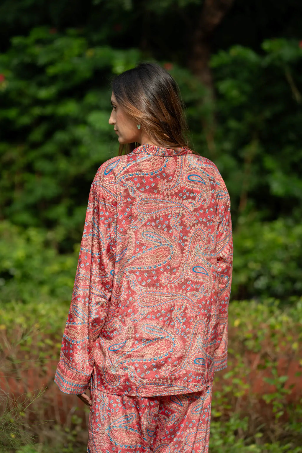 Women's Silk Blend Pajama Set in paisley with pockets
