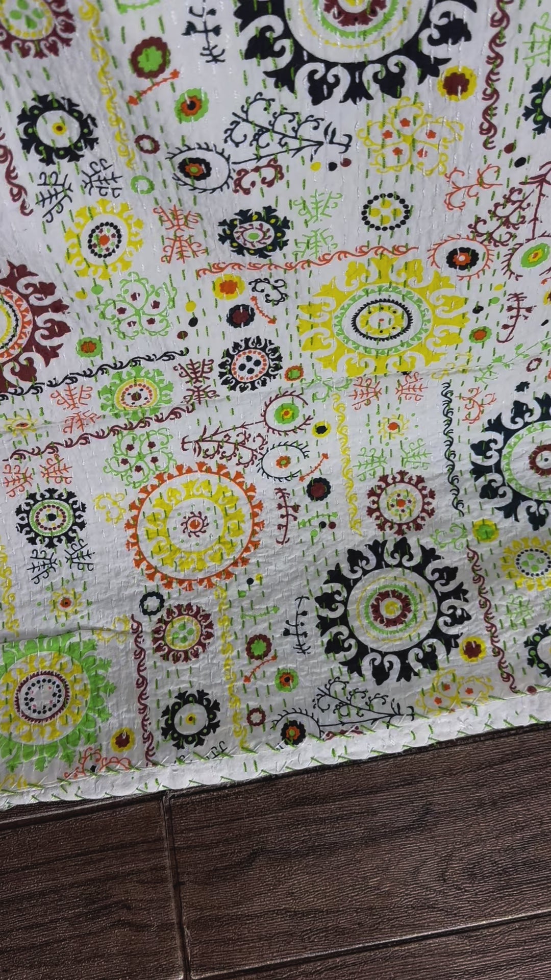 Pure Cotton Kantha Stitch Throw | Indian Hand Block Quilted King Size Bedspread/Sofa Cover Home Decor | Flower Reversible Print White