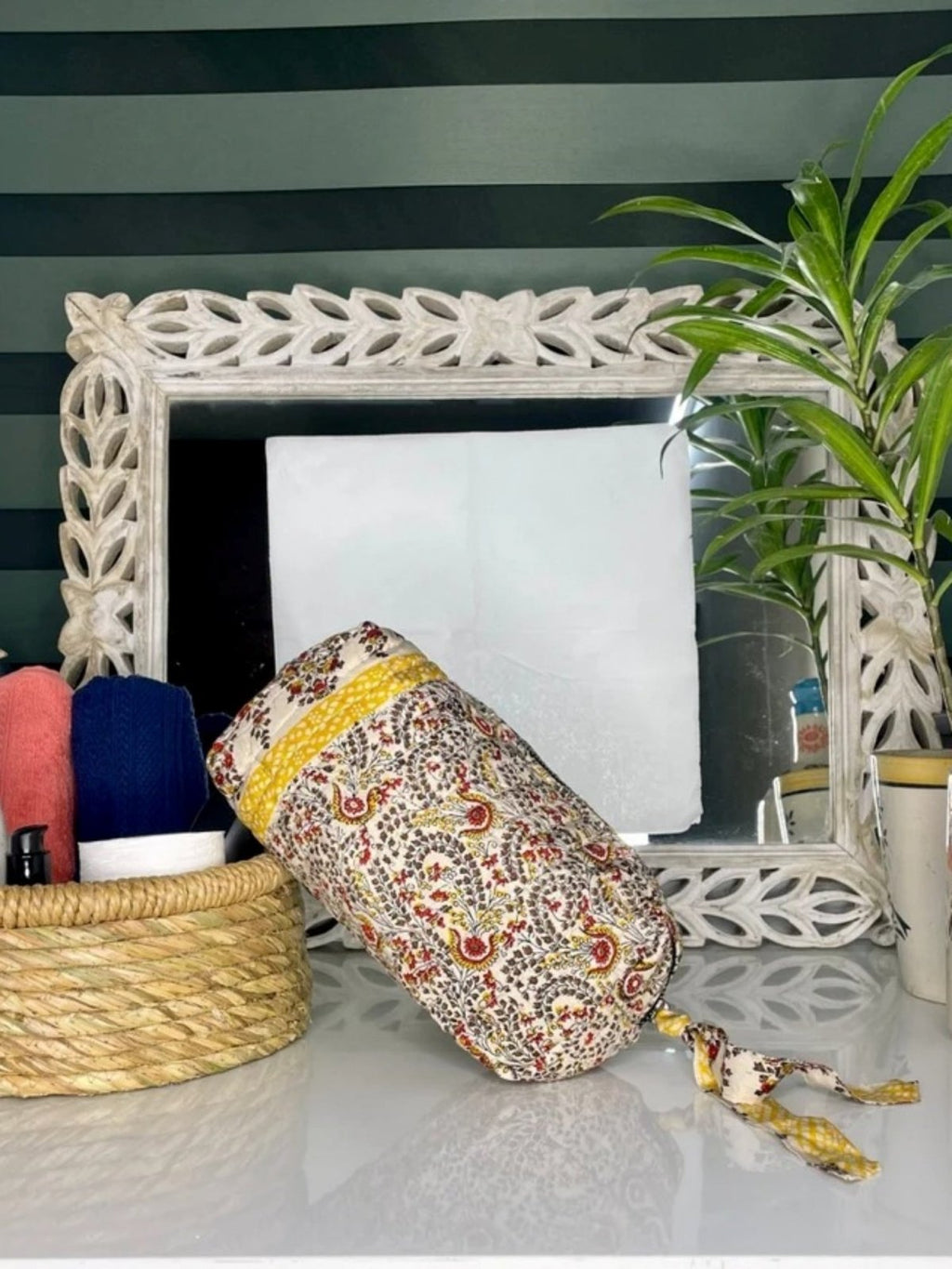 block-printed Silk Toiletry Bag Set of 3 in paisley