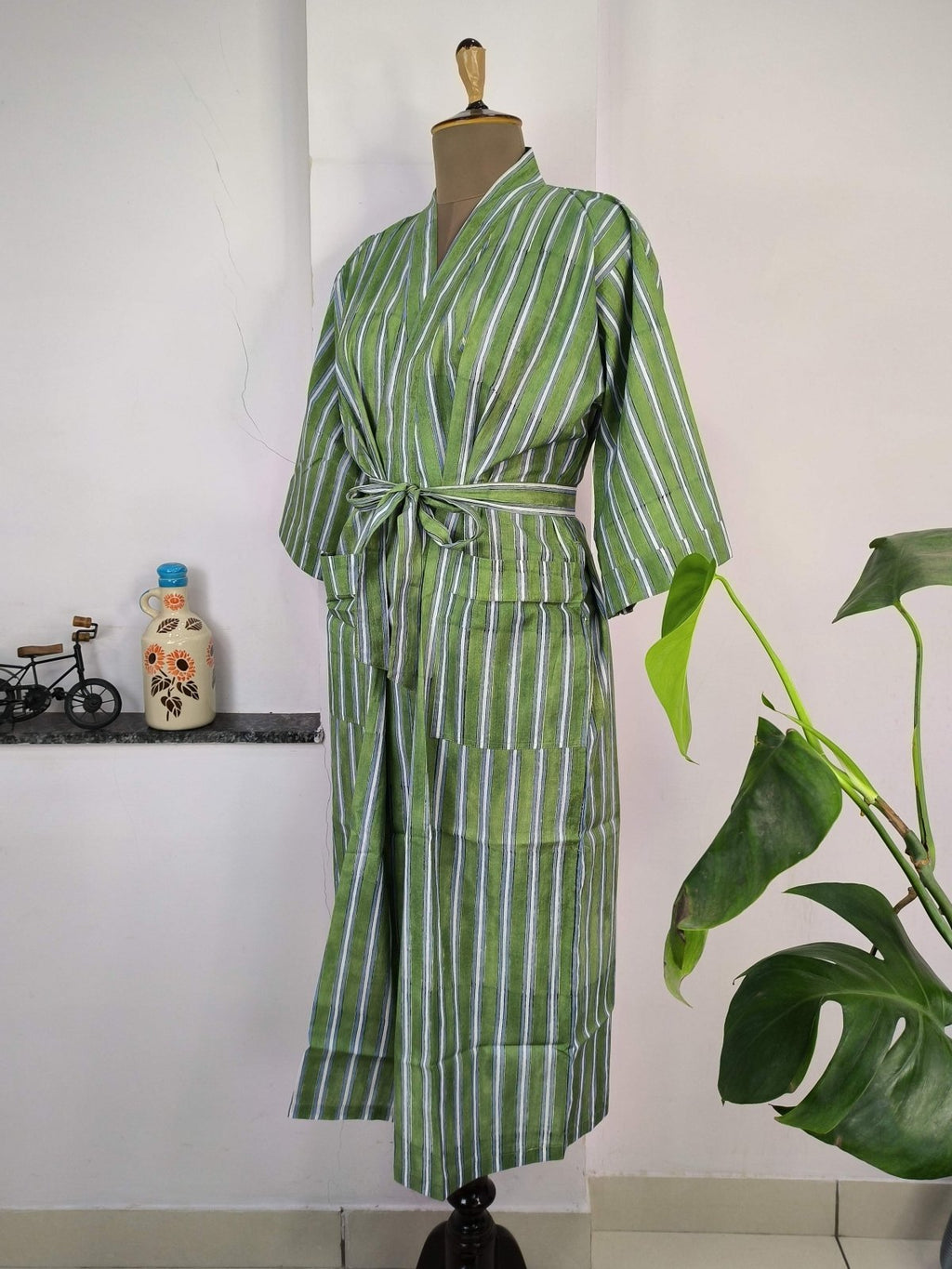 block-printed Cotton Kimono Robe in floral