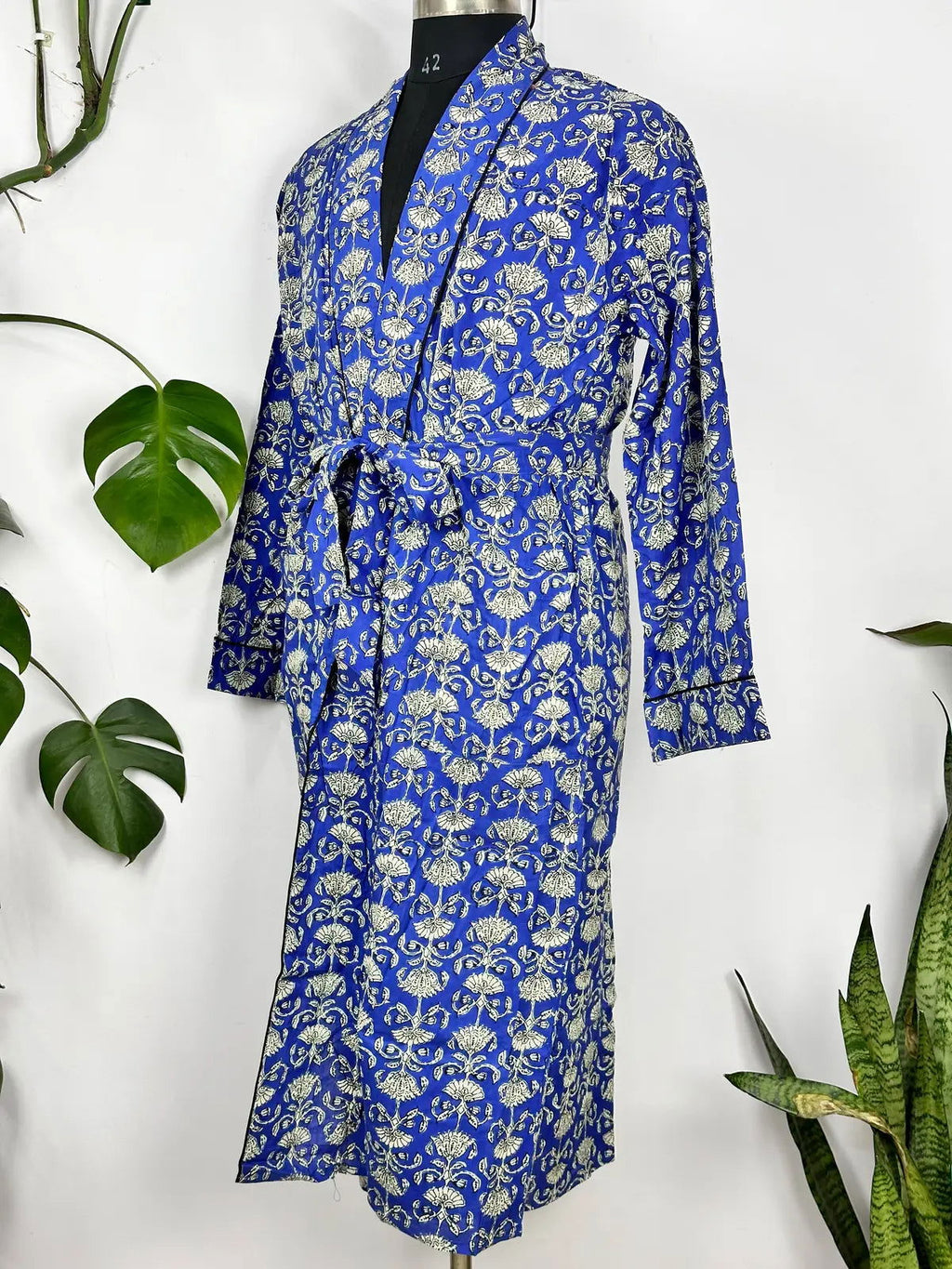 Men's block-printed Cotton Kimono Robe in blue white lotus