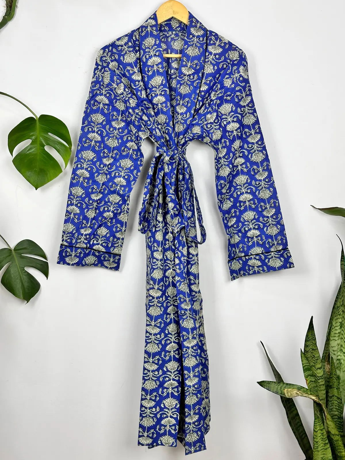 Men's block-printed Cotton Kimono Robe in blue white lotus
