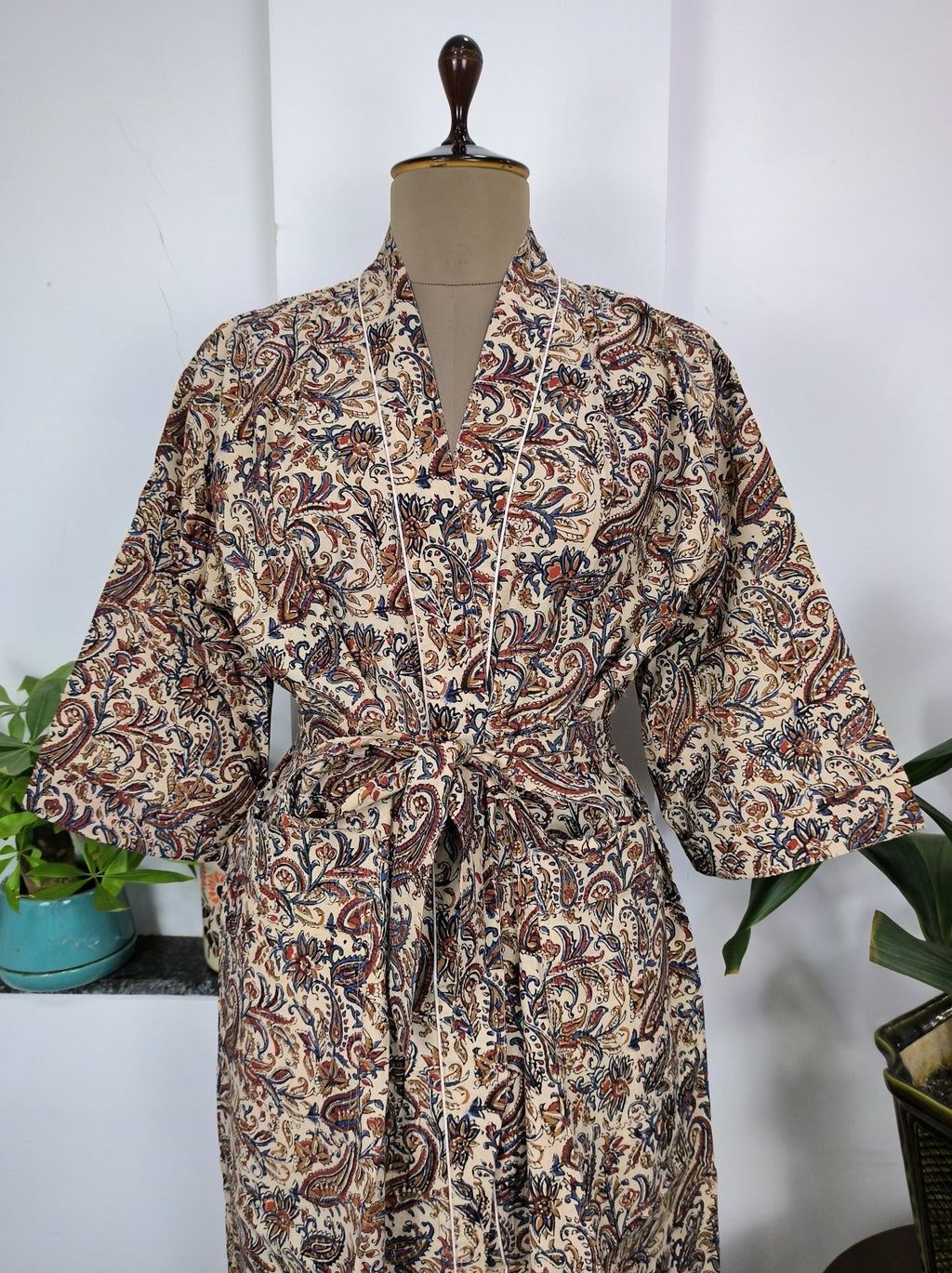 block-printed Cotton Kimono Robe in beige red paisley