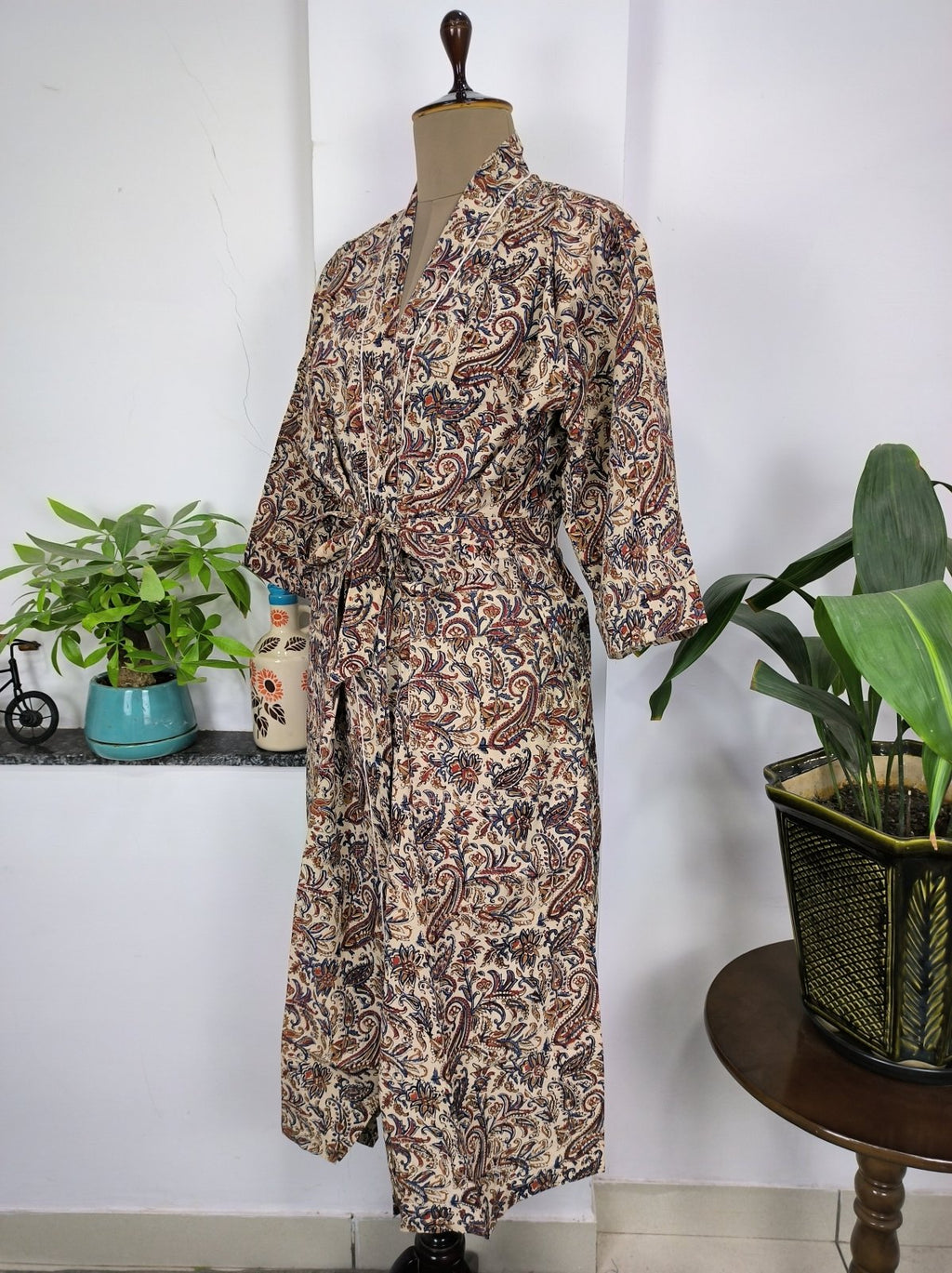 block-printed Cotton Kimono Robe in beige red paisley