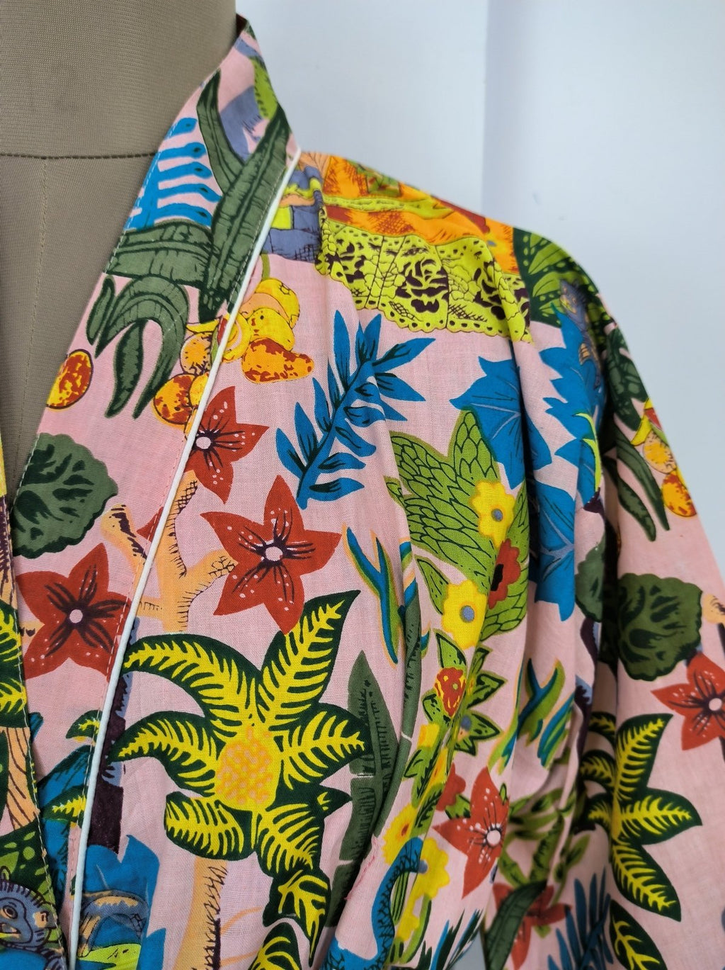 block-printed Cotton Kimono Robe in peach floral