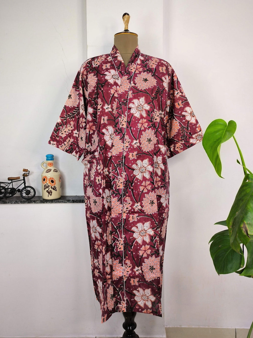 block-printed Cotton Kimono Robe in wine white floral