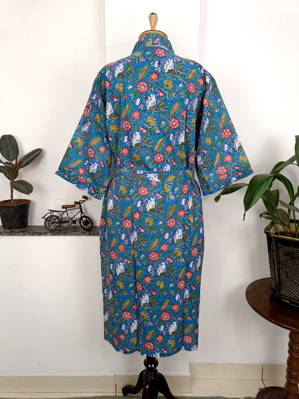 block-printed Cotton Kimono Robe in blue red floral