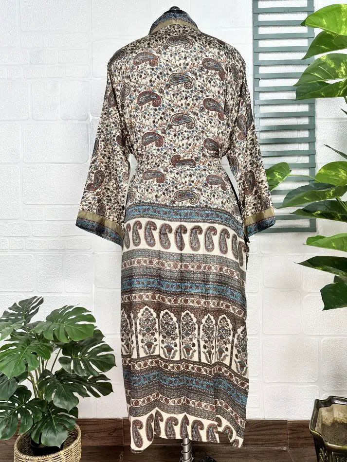 Women's Recycled Silk Kimono Robe in beige brown