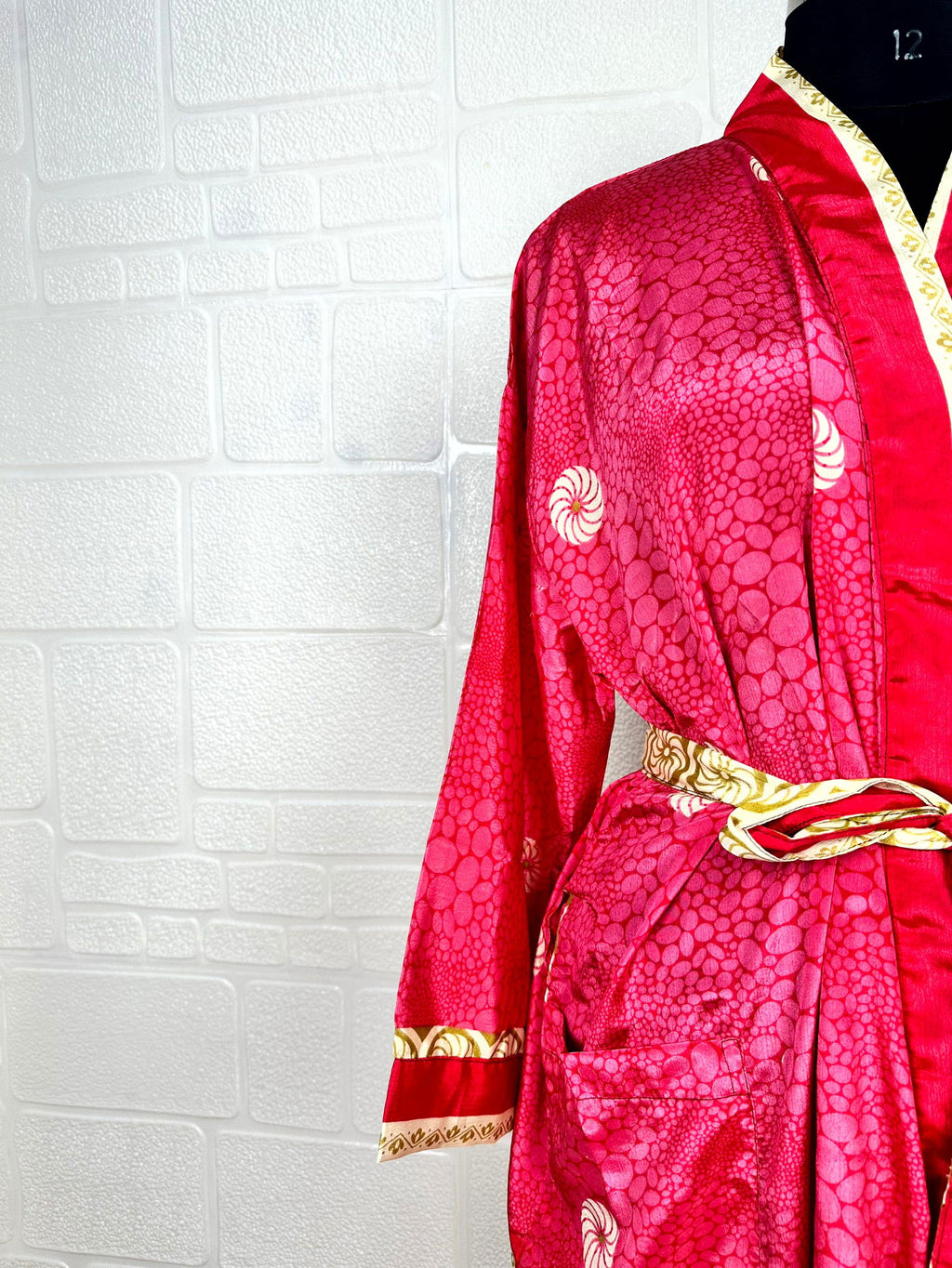 Women's Recycled Silk Kimono Robe in floral