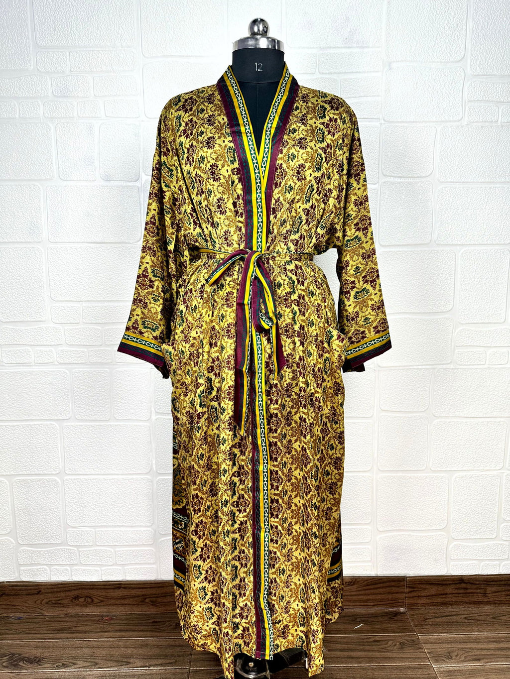 Women's Recycled Silk Kimono Robe in floral