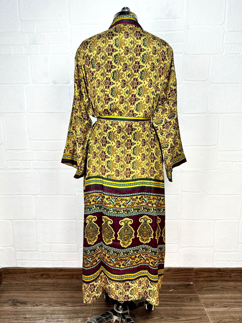 Women's Recycled Silk Kimono Robe in floral