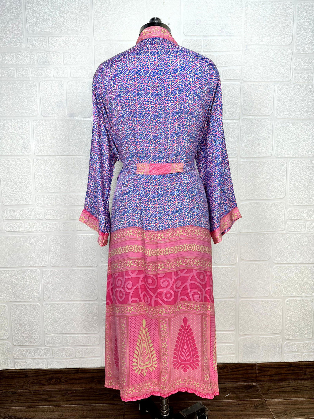 Women's Recycled Silk Kimono Robe in floral