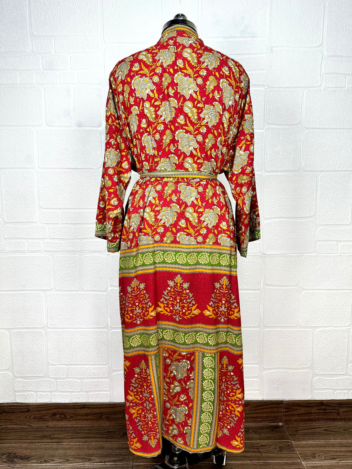 Women's Recycled Silk Kimono Robe in floral